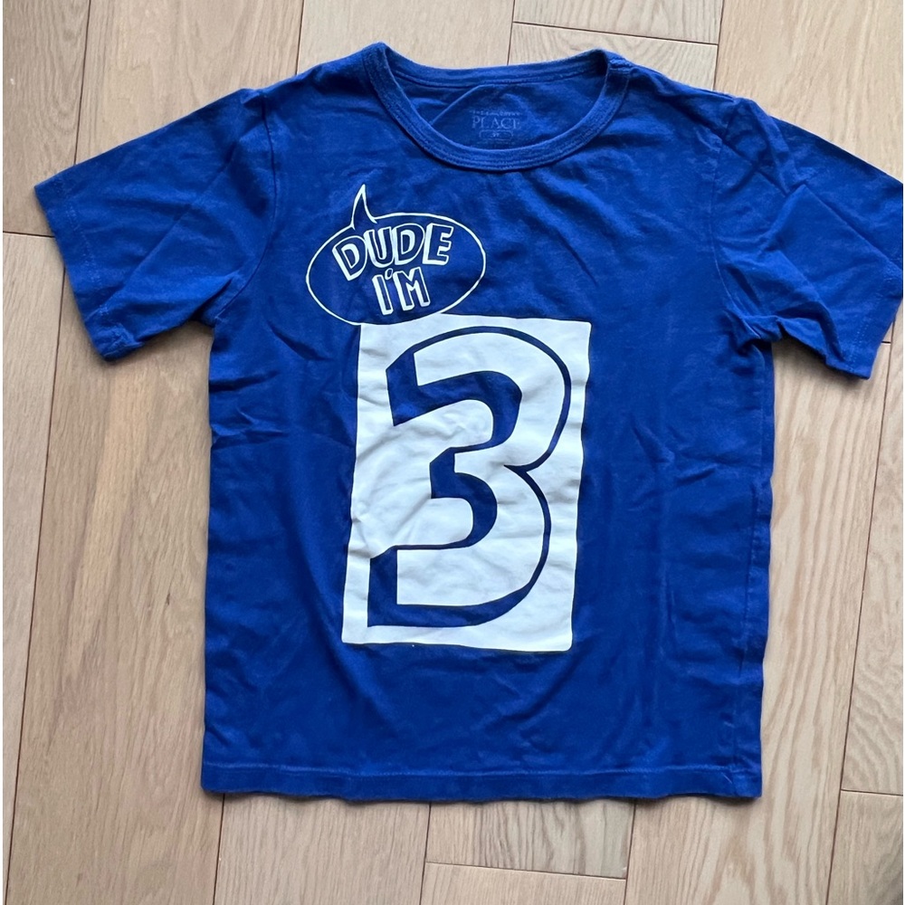 “ I am 3” blue birthday t-shirt size 5T